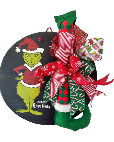 Grinch Christmas Round on Reclaimed Wood